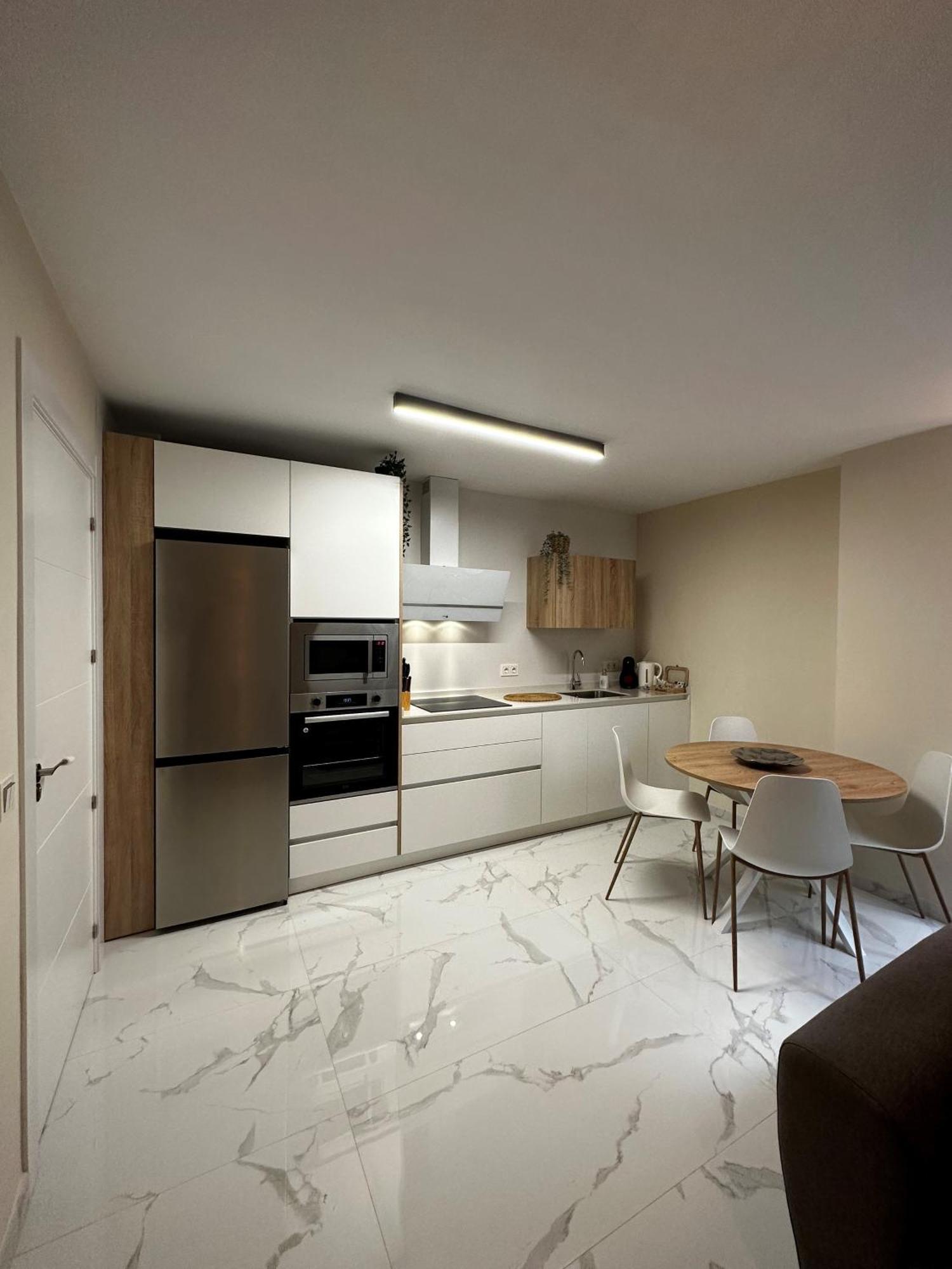 Marques De Robles Apartment Malaga Exterior photo