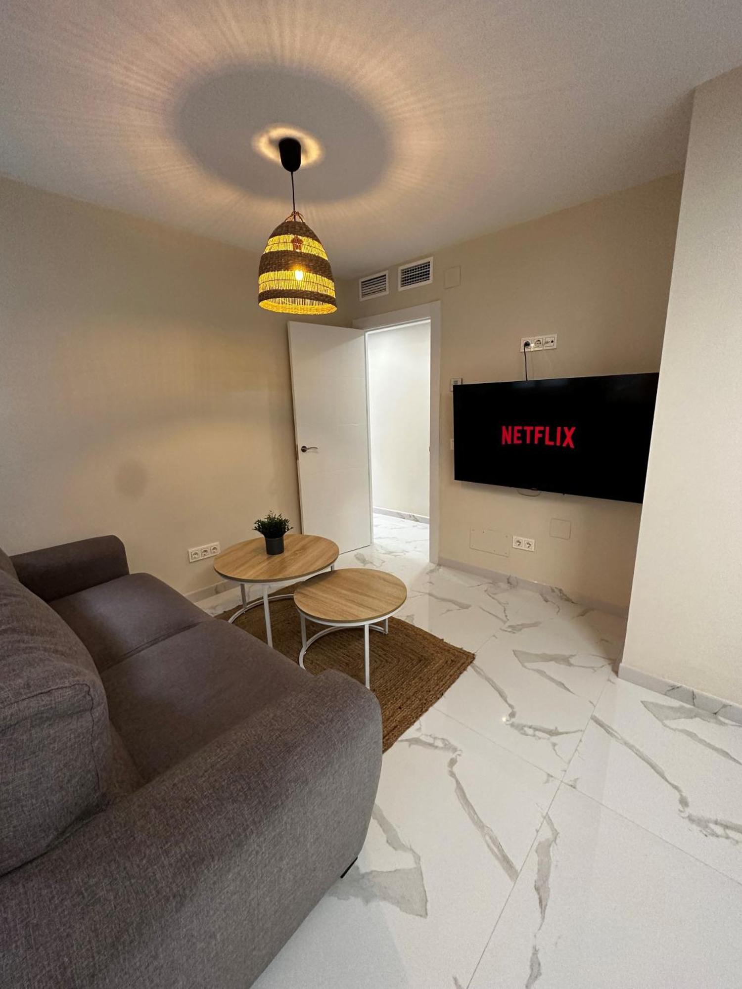 Marques De Robles Apartment Malaga Exterior photo